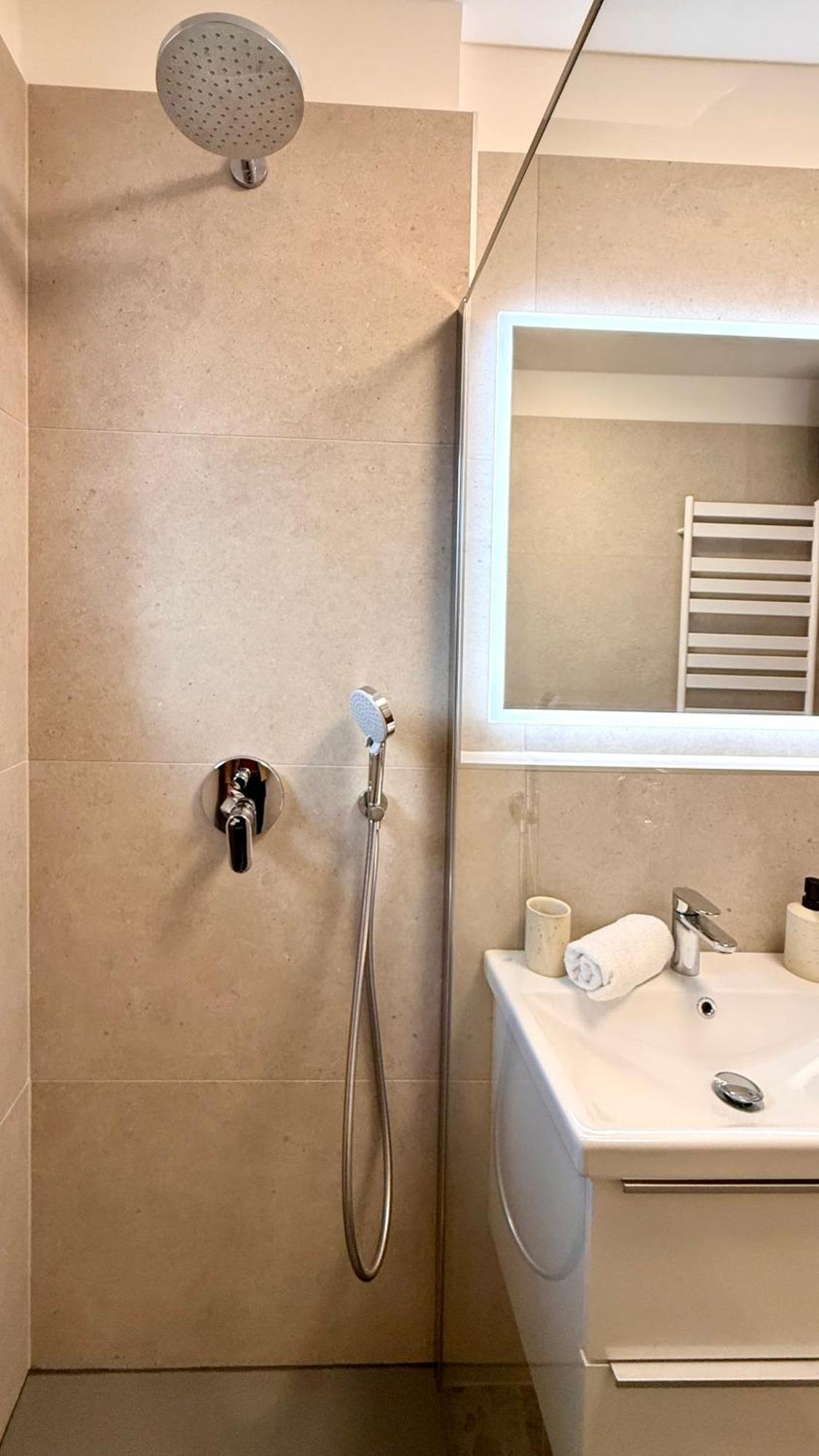 Luxurious Apartment With Private Garden Сплит Экстерьер фото